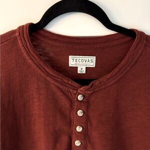 Tecovas Henley shirt. Men’s medium